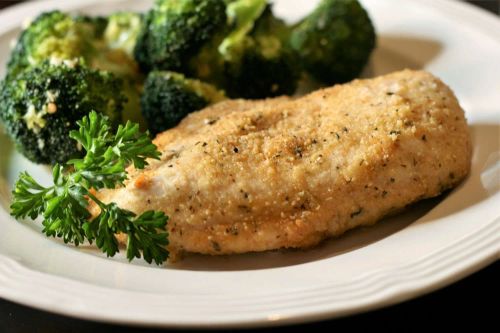 Juicy Baked Chicken Breast with Garlic and Parmesan