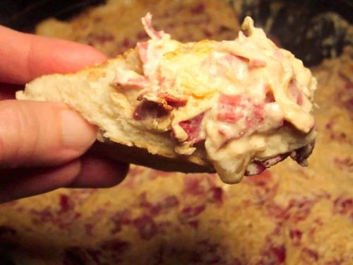 Corned Beef and Swiss Dip