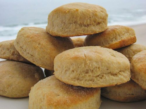 Fluffy Whole Wheat Biscuits