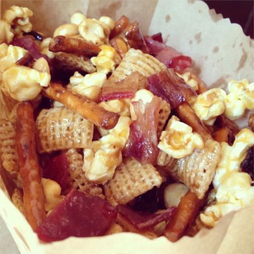 DB's Caramel Popcorn Bacon Mix