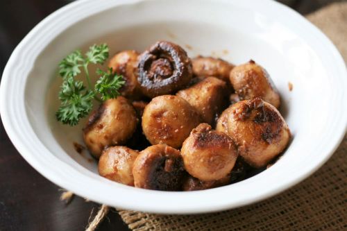 Pan-Fried Mushrooms with Ricotta Cheese