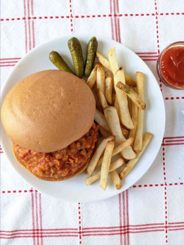 Vegan Lentil Sloppy Joes