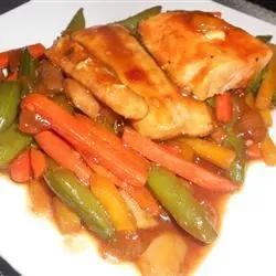 Easy Steamed Salmon with Vegetables