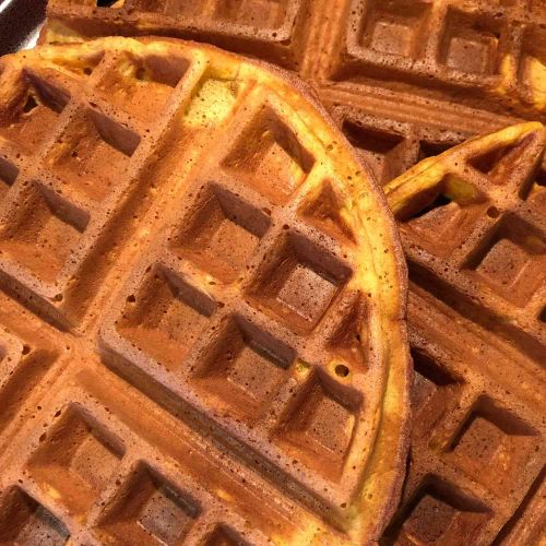 Perfect Pumpkin Spice Waffles