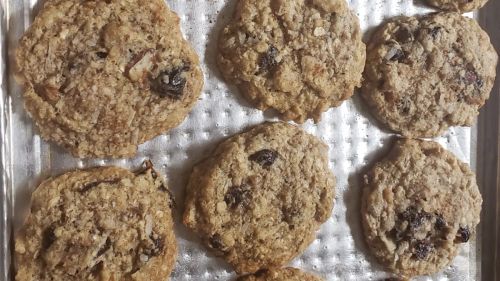 The Best Chewy Oatmeal Cookies