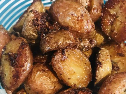 Instant Pot Garlic-Roasted Potatoes