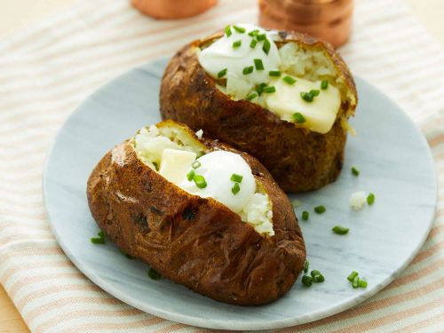 Easy Air Fryer Baked Potatoes