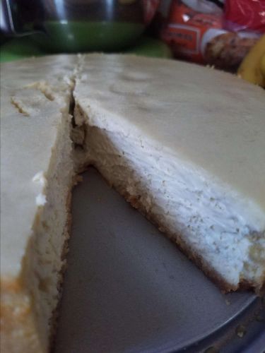 Cheesecake Factory Banana Cheesecake with Homemade Whipped Cream