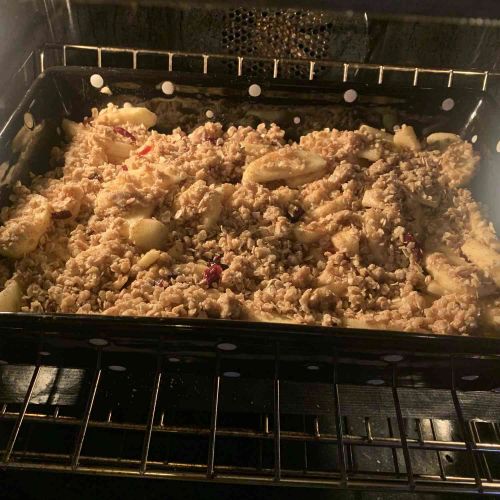 Vegan Berry and Apple Crumble