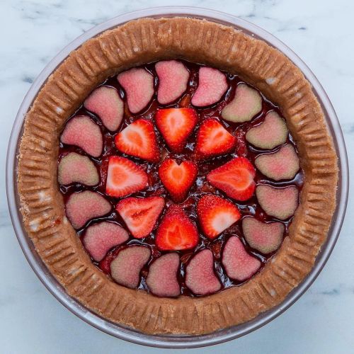 Dairy-Free Strawberry Rhubarb Tart