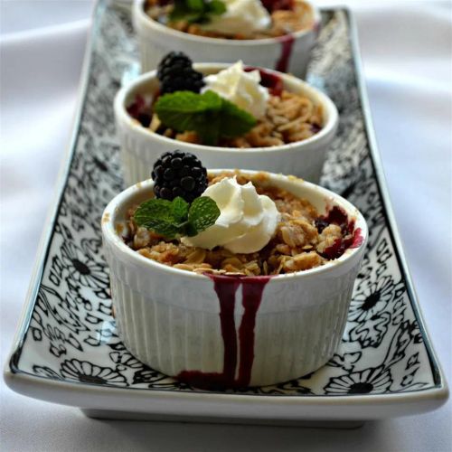 The Best Blackberry Crisp