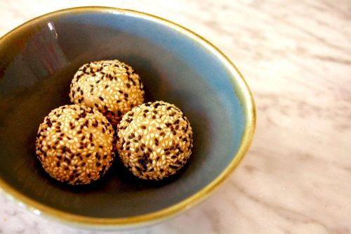 Golden Sesame Balls