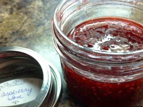 Raspberry Jam without Pectin