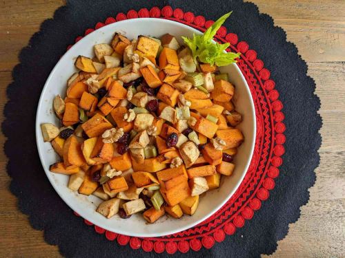 Roasted Acorn Squash with Apples and Cranberries