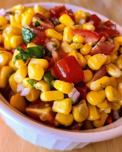 Summer Salad with Grilled Corn and Cherry Tomatoes