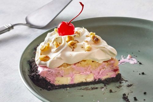 Banana Split Ice Cream Pie