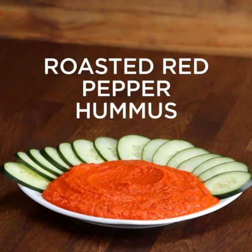 Easy Roasted Red Pepper Hummus