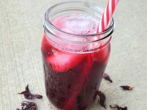 Agua de Jamaica (Iced Hibiscus Tea)