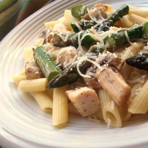 Penne with Chicken and Asparagus