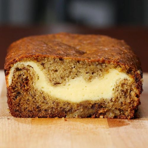 Cheesecake-Filled Banana Bread