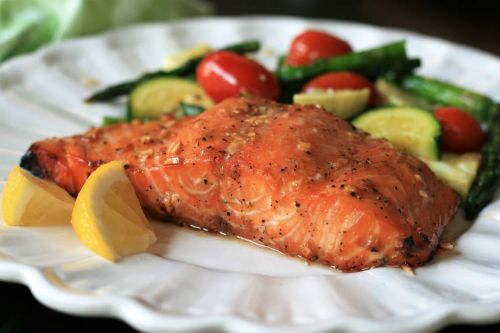 Grilled Salmon with Maple Syrup and Soy Sauce