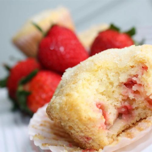 Berry Cornmeal Muffins