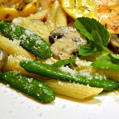 Pasta With Sugar Snap Peas, Parmesan and Mushrooms