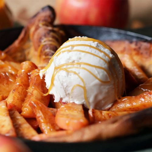 Apple Spice Dutch Baby