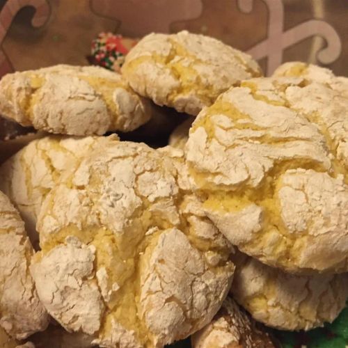 Lemon Snowflake Cookies