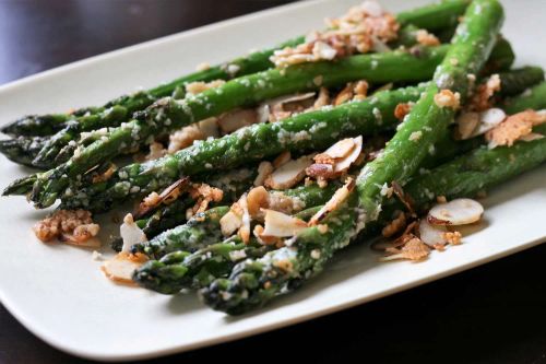 Asparagus with Sliced Almonds and Parmesan Cheese