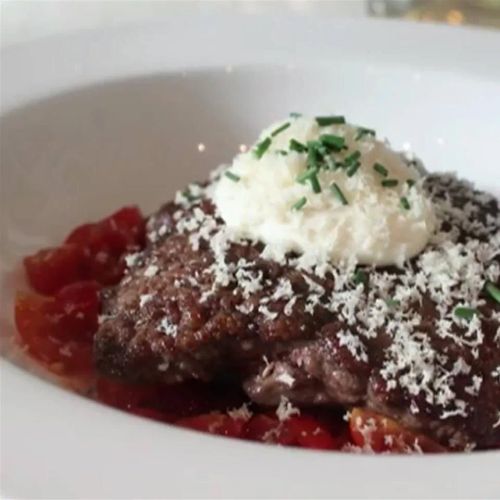 Beef Medallions with Fresh Horseradish Sauce