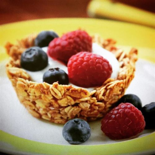 Breakfast Granola Cups