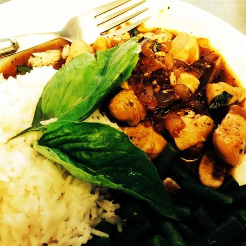 Spicy Basil Chicken