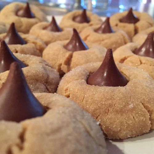 Mom's Peanut Butter Blossoms