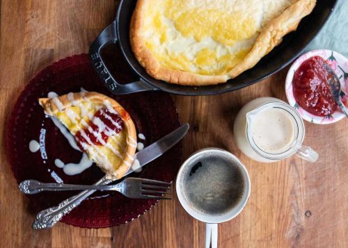 German Pancake with Buttermilk Sauce