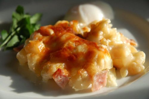 Cheesy Ham and Hash Brown Casserole