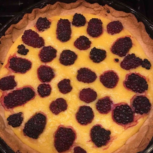 Blackberry-Mango Tart