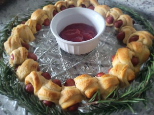 Pigs in a Blanket Christmas Wreath