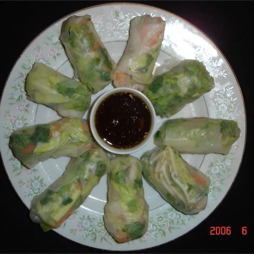 Fresh Spring Rolls With Thai Dipping Sauce