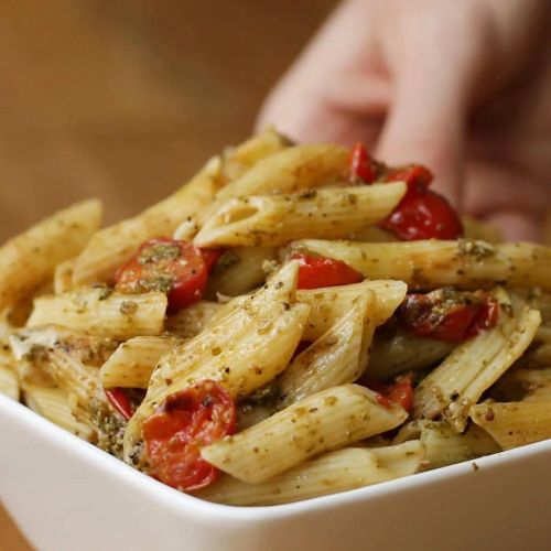 One-Tray Pesto Pasta