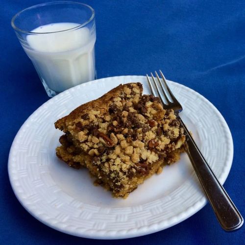 Brown Sugar Cake with Toffee Streusel