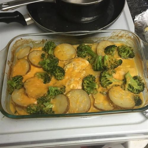 Easy Cheesy Chicken Bake