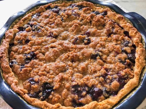 Blueberry Crumb Pie