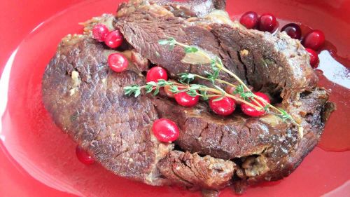 Instant Pot® Cranberry-Thyme Pot Roast