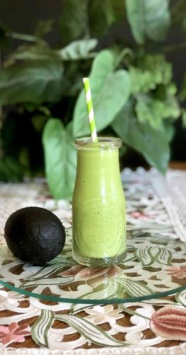 Keto Avocado-Spinach Smoothie