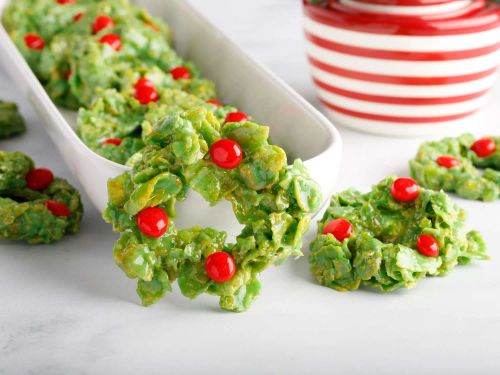 Christmas Cornflake Wreath Cookies