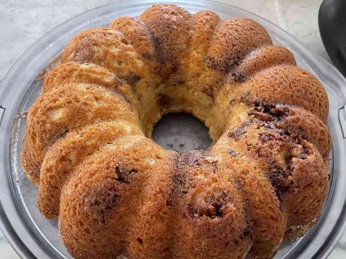 Walnut Sour Cream Coffee Cake