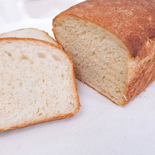 Old-Fashioned Porridge and Molasses Bread