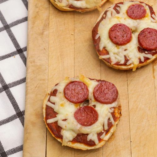 Pizza Bagels