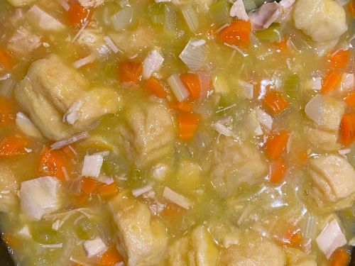 Slow Cooker Turkey and Dumplings